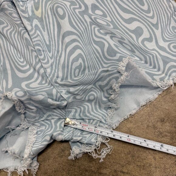 RSQ Marble swirl patterned retro jean shorts - Picture 6 of 6